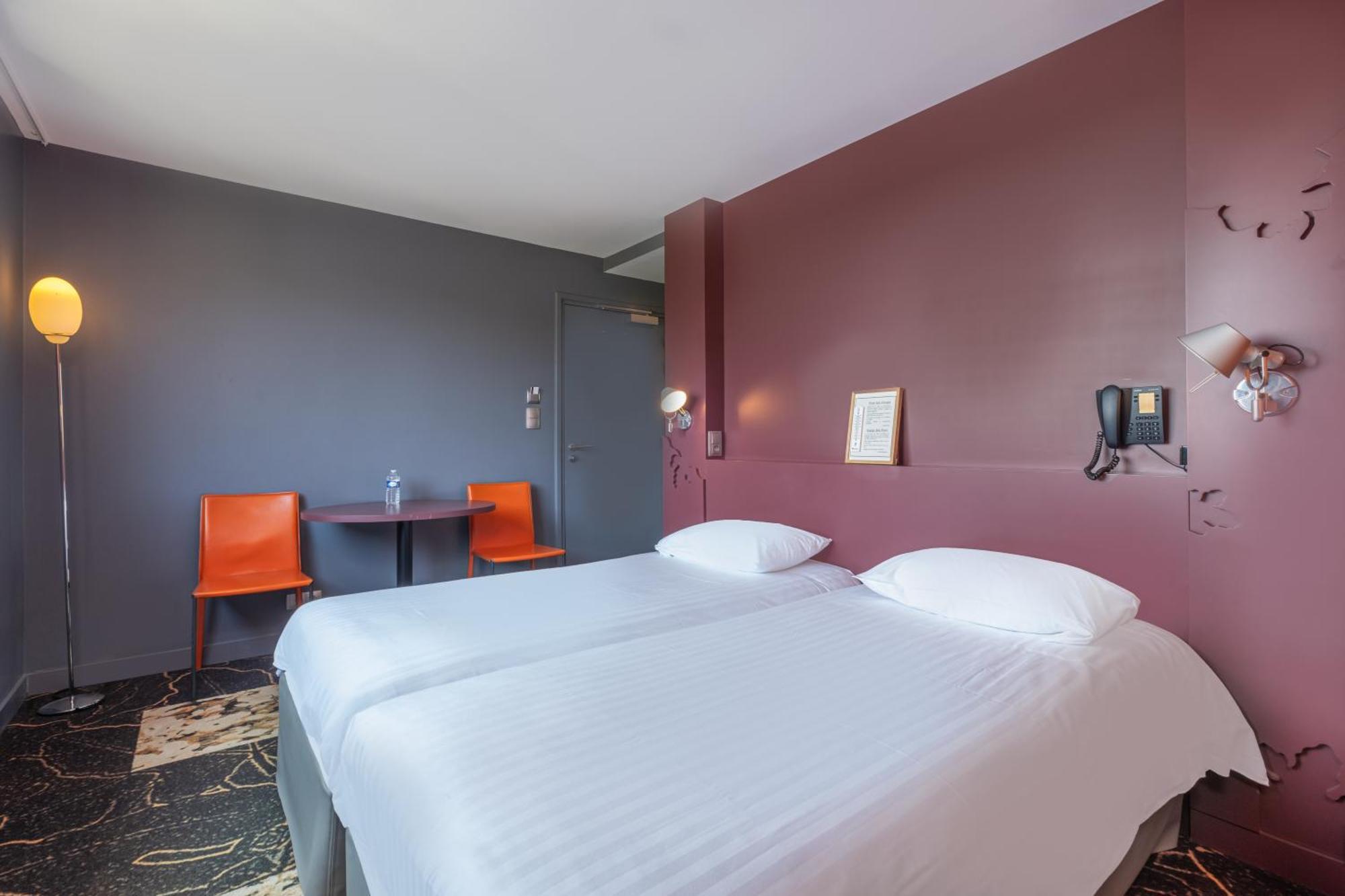 Logis Auberge De La Foret Le Gâvre Quarto foto